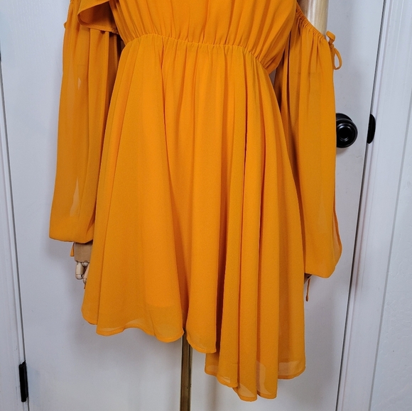 Revolve x Michael Costello Everett One Shoulder Orange Shift Dress Size Small - Picture 2 of 12